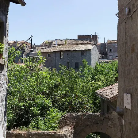 Residenza Turistica Di Via Delle Caiole 32 Viterbo * Viterbo