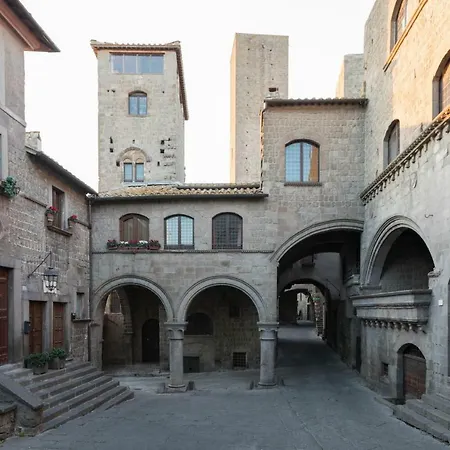 Residenza Turistica Di Via Delle Caiole 32 Viterbo Apartment *